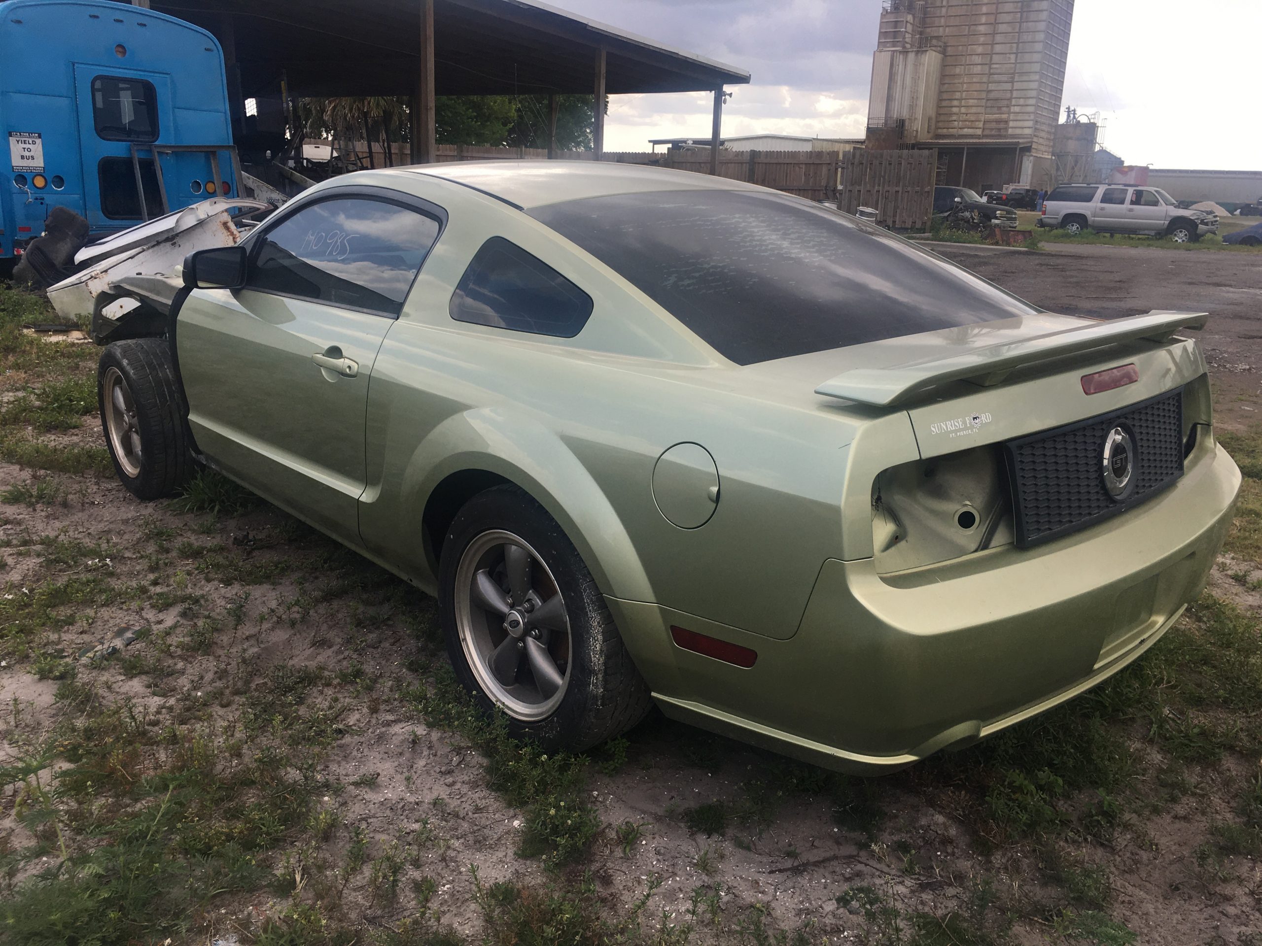 2005 Ford Mustang | Salvage Auto Parts - Amer Trading Inc.